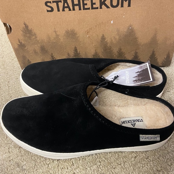 NEW Staheekum Women's Plush Lining Cascade Mule SUEDE BLACK SLIP ON SHOES NIB - Picture 4 of 10